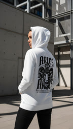 witte limited hoodie sterrenbeeld Ram achterkant | white limited hoodie zodiac aries back | ImPerfect wear
