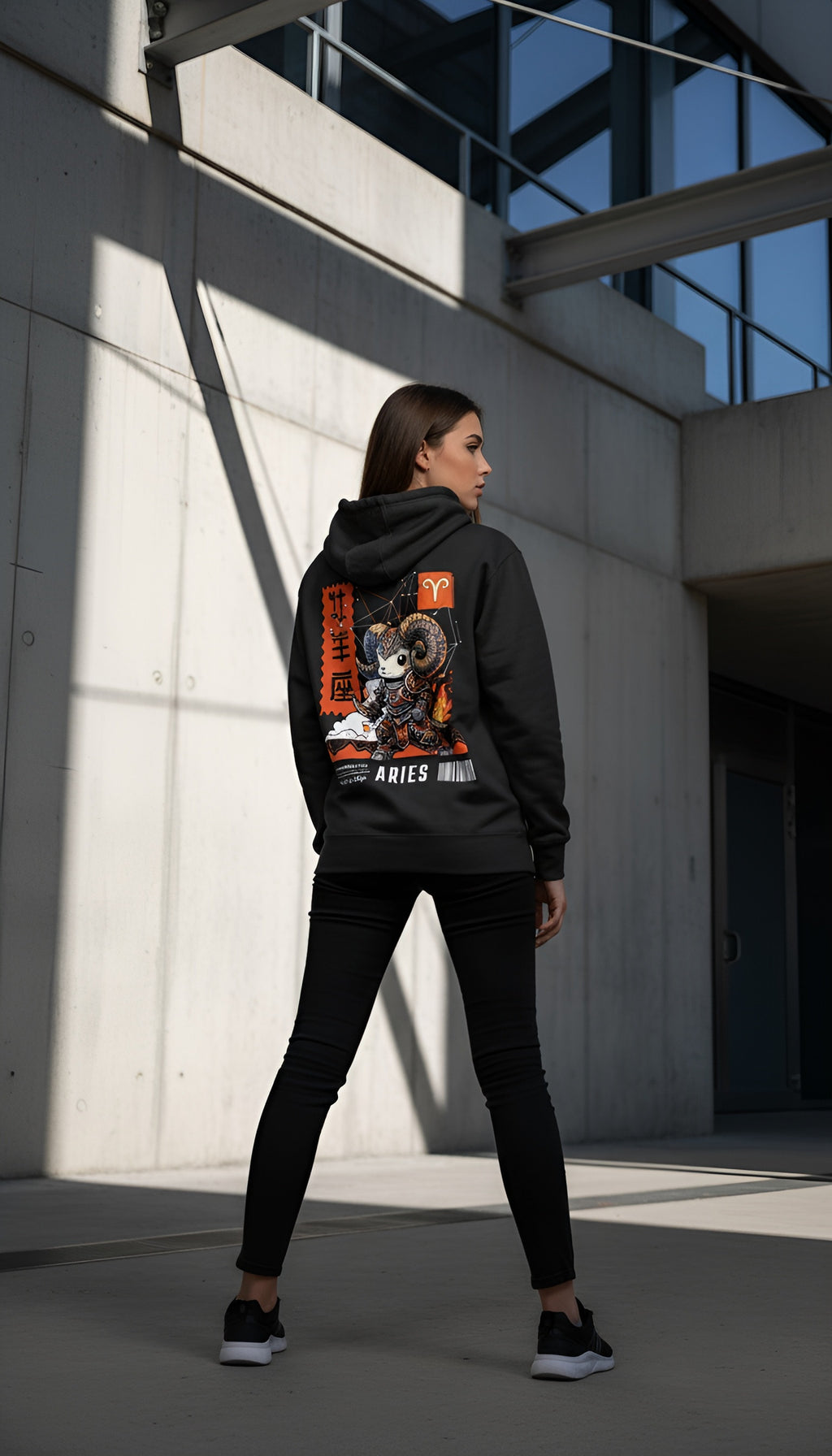 zwart limited hoodie sterrenbeeld Ram achterkant | black limited hoodie zodiac aries back | ImPerfect wear