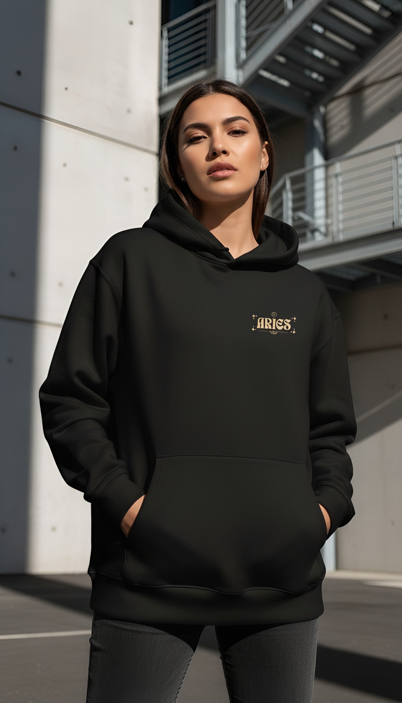 zwart limited oversized hoodie sterrenbeeld Ram voorkant | zwart limited oversized hoodie zodiac aries front | ImPerfect wear