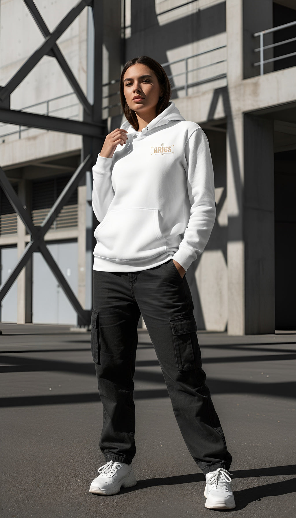 witte limited hoodie sterrenbeeld Ram voorkant | white limited hoodie zodiac aries front | ImPerfect wear