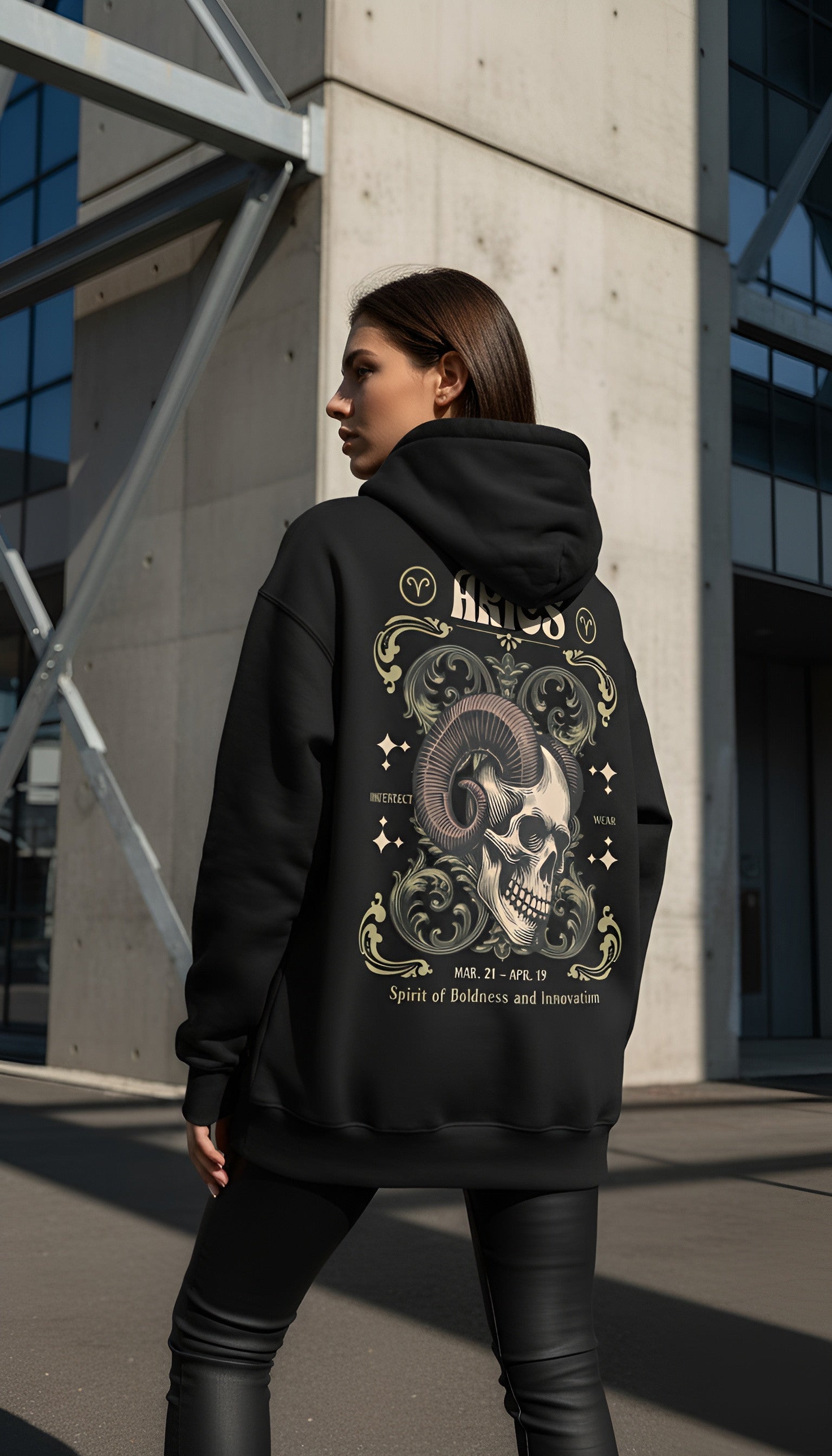 zwart limited oversized hoodie sterrenbeeld Ram voorkant | black limited oversized hoodie zodiac aries front | ImPerfect wear