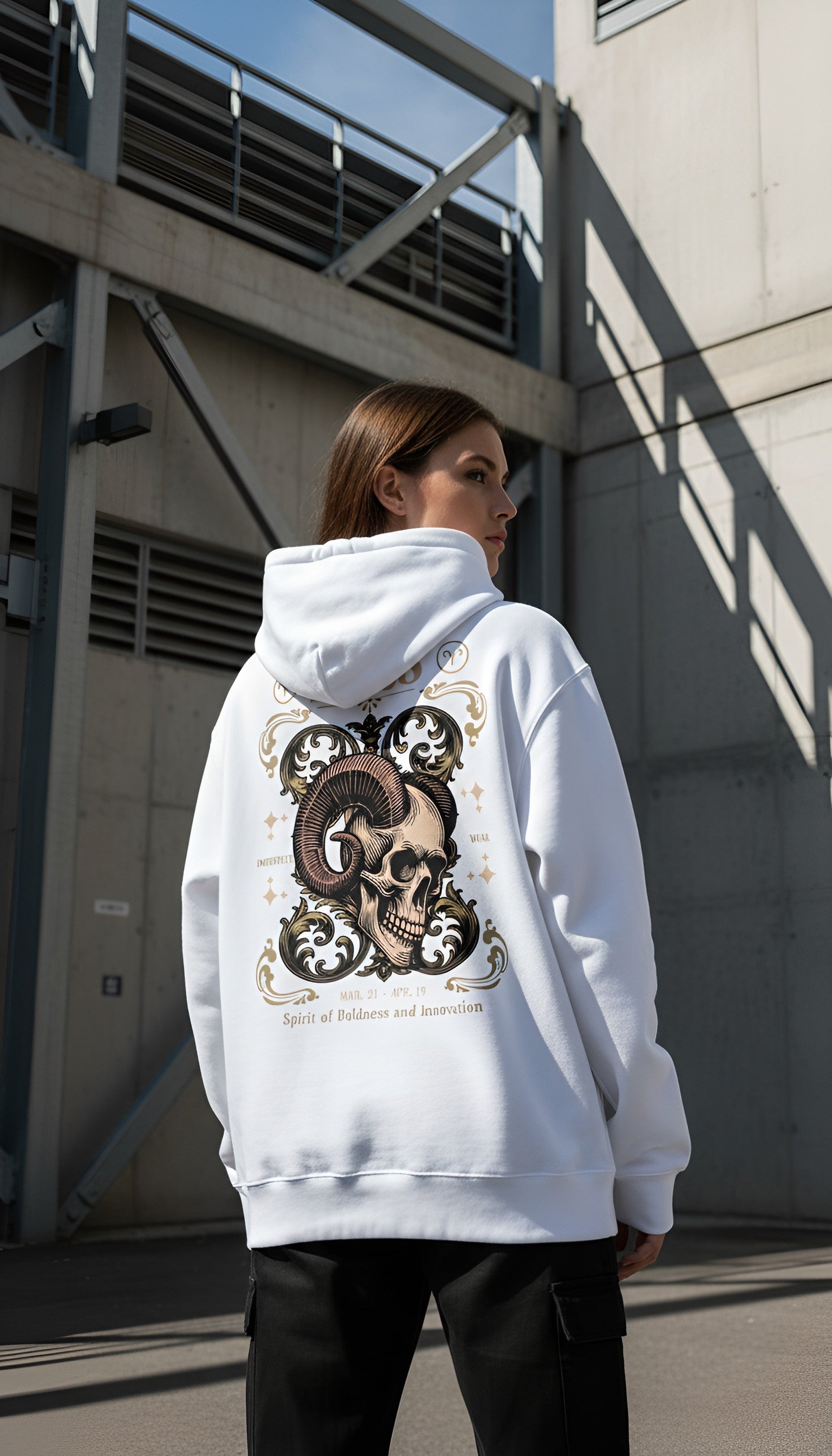 witte limited oversized hoodie sterrenbeeld Ram voorkant | white limited oversized hoodie zodiac aries front | ImPerfect wear
