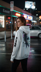 witte oversized hoodie Future op model achterkant en linkerzijde | white oversized hoodie Future on model back and left side | ImPerfect wear