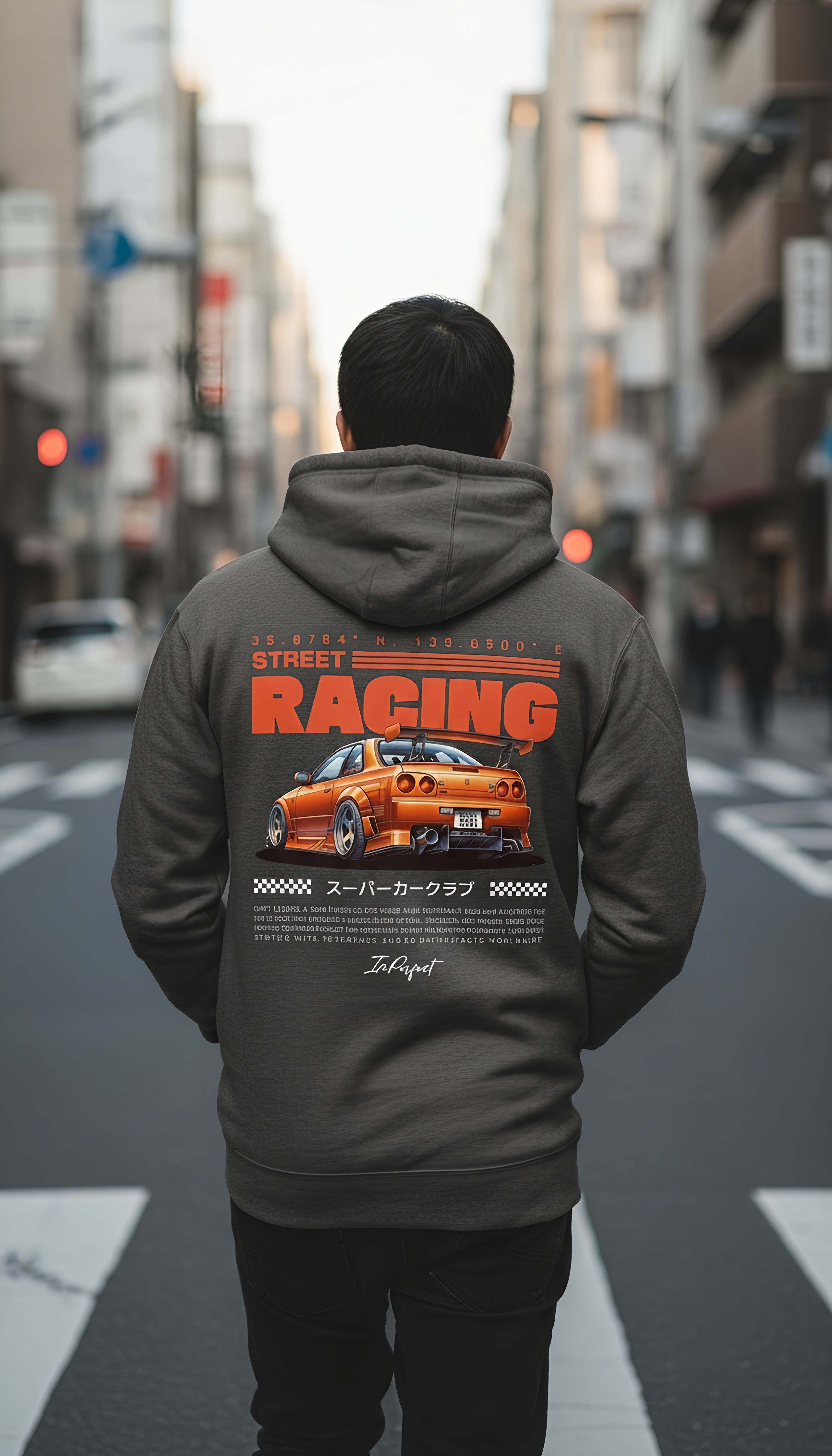 graphit hoodie skyline op model achterkant | graphit hoodie skyline on model back | ImPerfect Wear