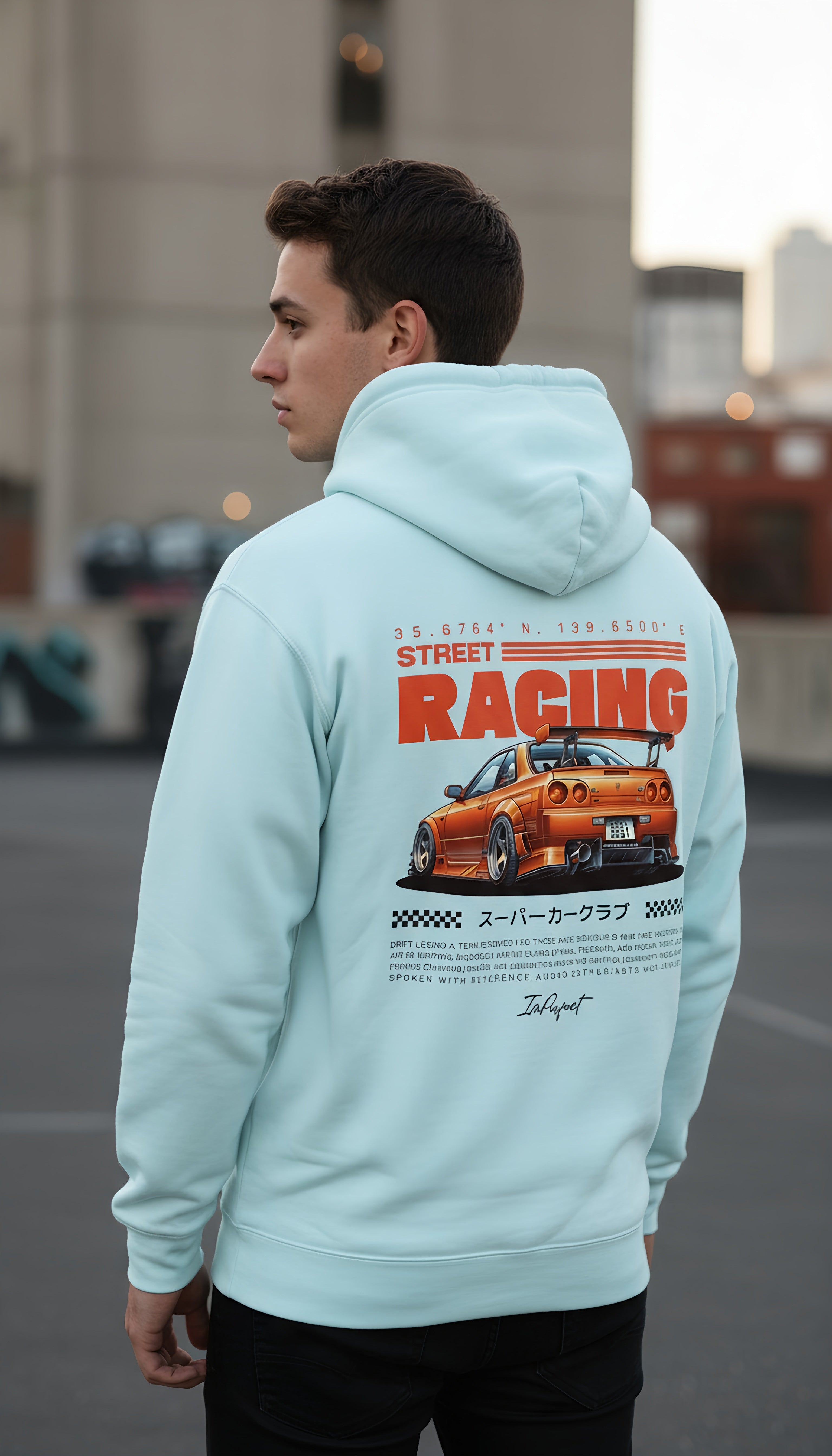 blue hoodie skyline op model achterkant | blue hoodie skyline on model back | ImPerfect Wear